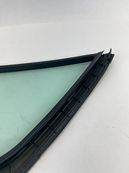 2003-2007 HONDA ACCORD REAR RIGHT QUARTER DOOR VENT GLASS WINDOW 73441-SDA OEM