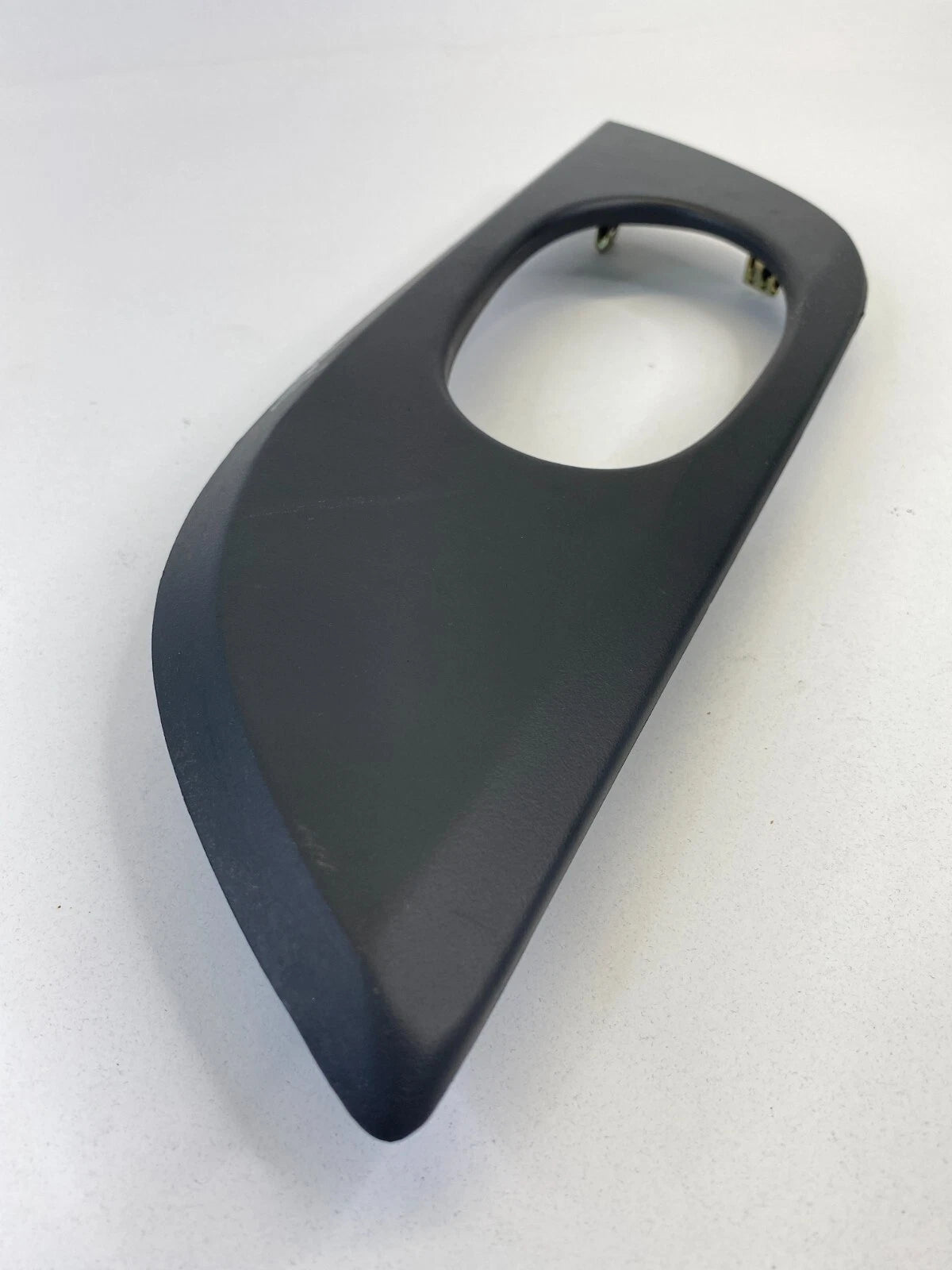 2005-2009 SAAB 9-7X FRONT RIGHT INTERIOR DOOR HANDLE BEZEL TRIM 15146092 OEM