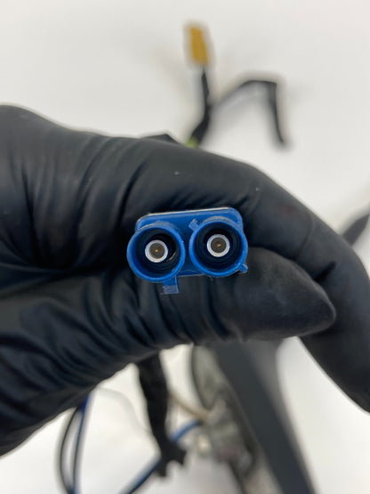 2010 GMC Terrain Chevrolet Equinox Roof Mounted Radio Antenna Base Mast 20794863