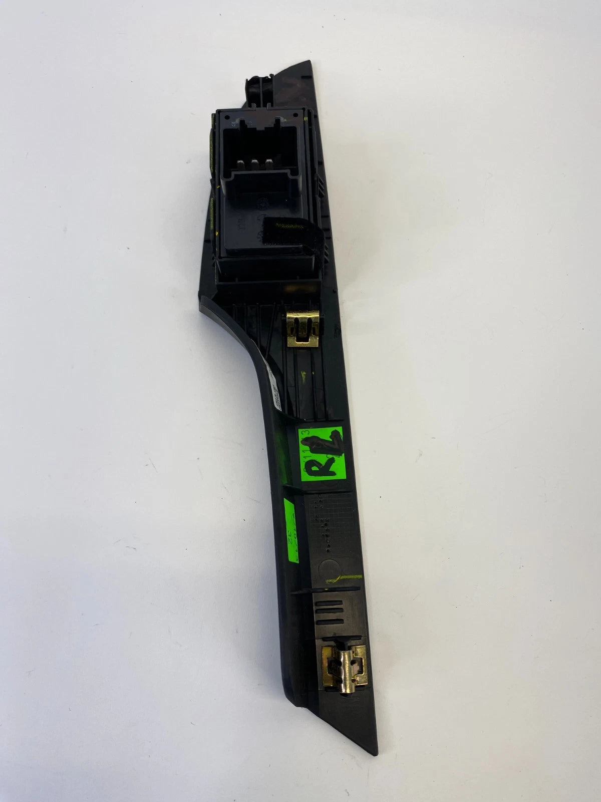 2013-2016 CADILLAC ATS REAR LEFT SIDE WINDOW SWITCH W/BEZEL 23181534 OEM