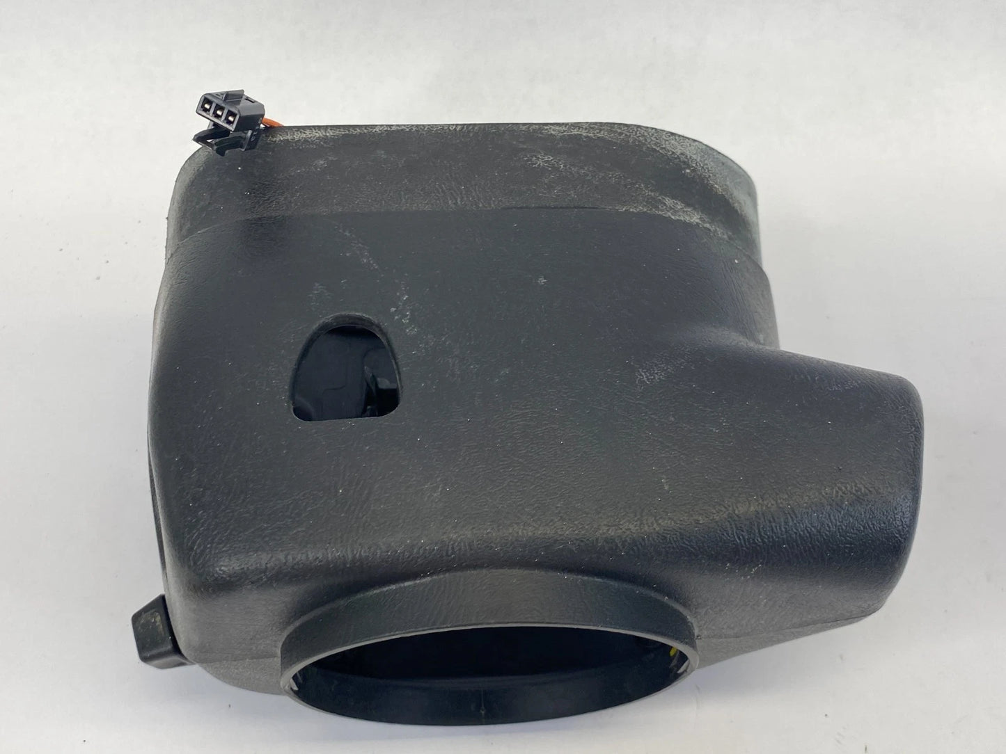 2002-2009 GMC ENVOY CHEVY TRAILBLAZER STEERING COLUMN COVER SHROUD BEZEL TRIM