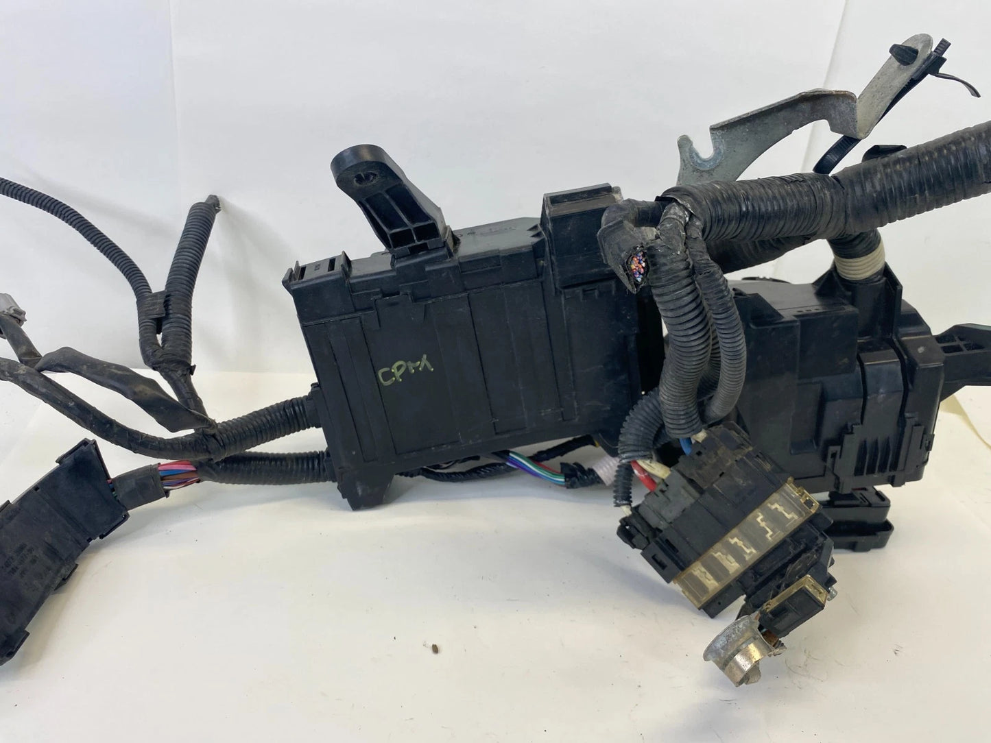 13 14 15 NISSAN ALTIMA 2.5L IPDM ENGINE FUSE BOX RELAY FUSIBLE LINK 284B7-3TA0B