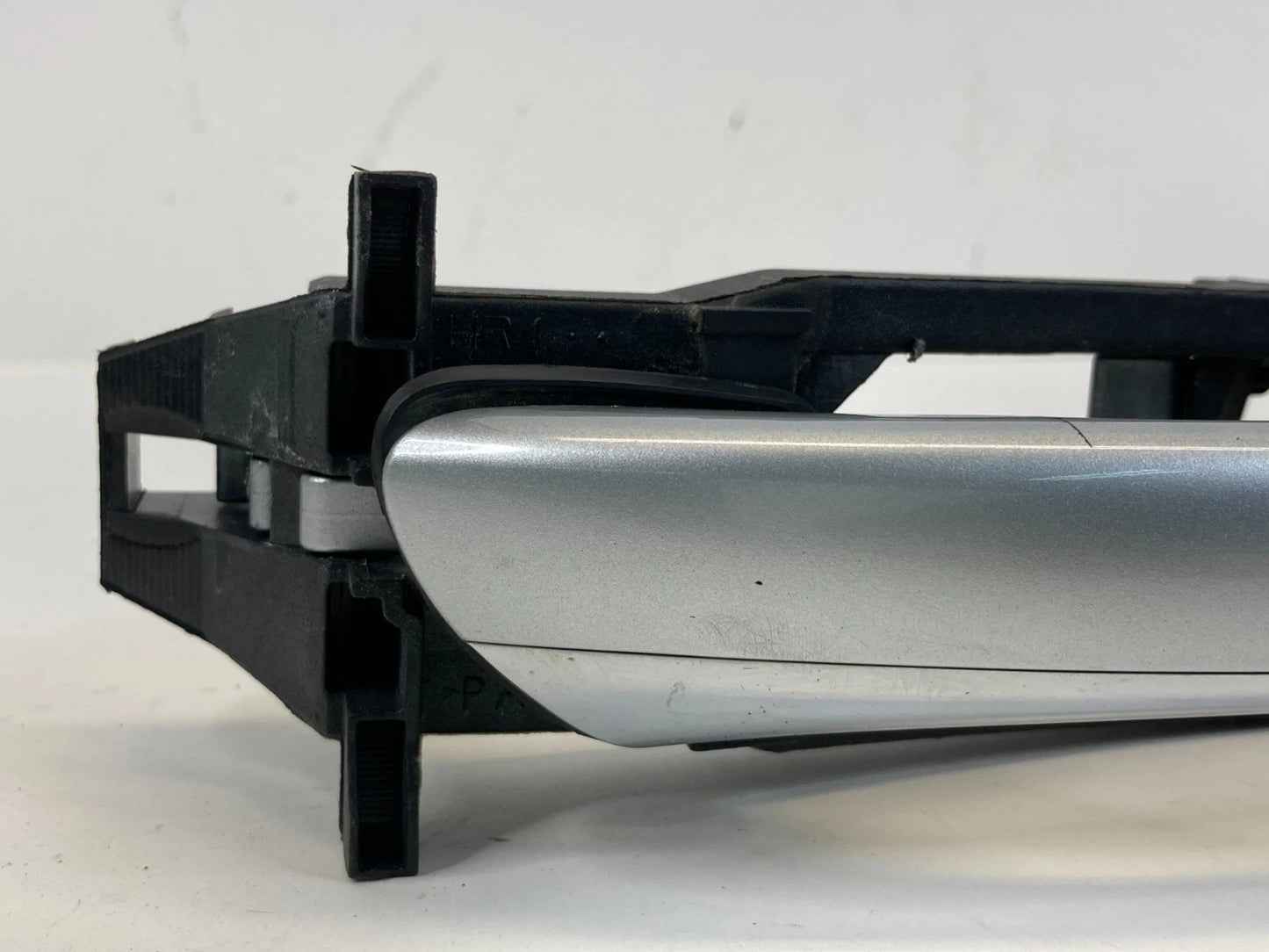 2006 MERCEDES-BENZ CLS500 CLS550 REAR RIGHT SIDE EXTERIOR DOOR HANDLE OUTER OEM