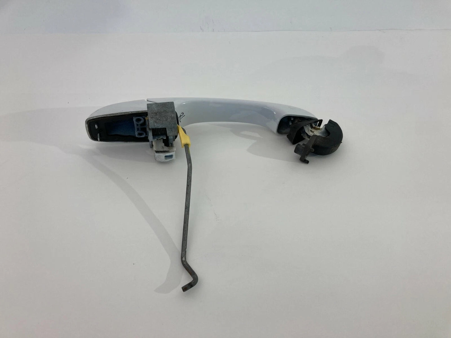 11-14 CHRYSLER 200 SEDAN REAR LEFT BACK EXTERIOR OUTER DOOR HANDLE WHITE RR LH