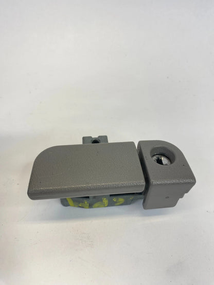 1999-2004 HONDA ODYSSEY GLOVE BOX DOOR COMPARTMENT LOCK LATCH HANDLE RELEASE OEM