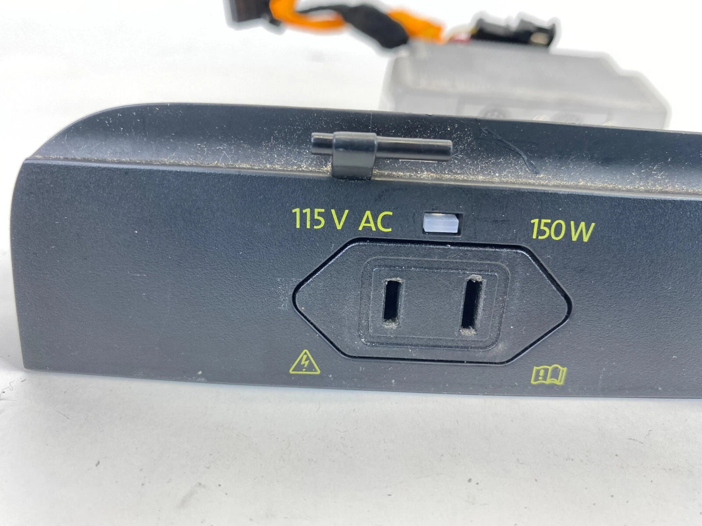 2011-2017 VW TOUAREG 115V AC POWER INVERTER MODULE WITH HARNESS PANEL OEM
