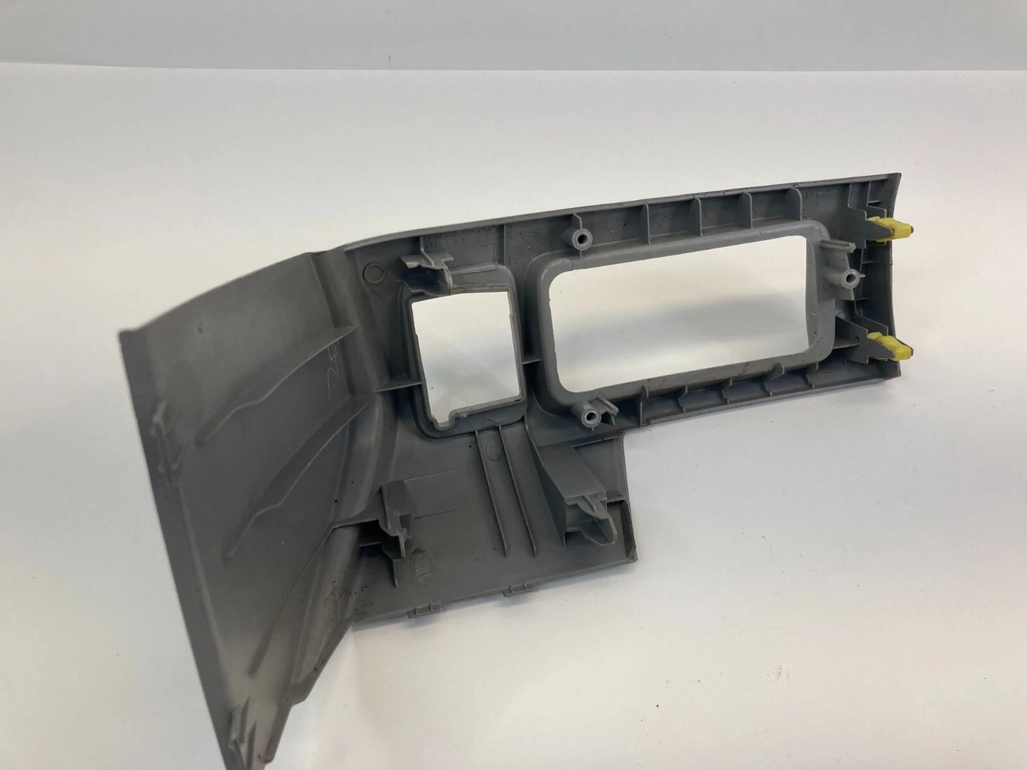 07-11 TOYOTA CAMRY LEFT DASH COIN TRAY PANEL COMPARTMENT BEZEL 55301-06010 OEM