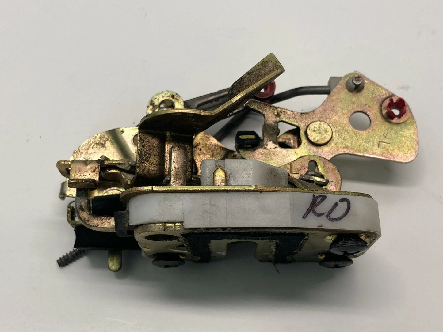 97-02 FORD ESCORT REAR LEFT DRIVER SIDE DOOR LOCK LATCH ACTUATOR ASSEMBLY OEM