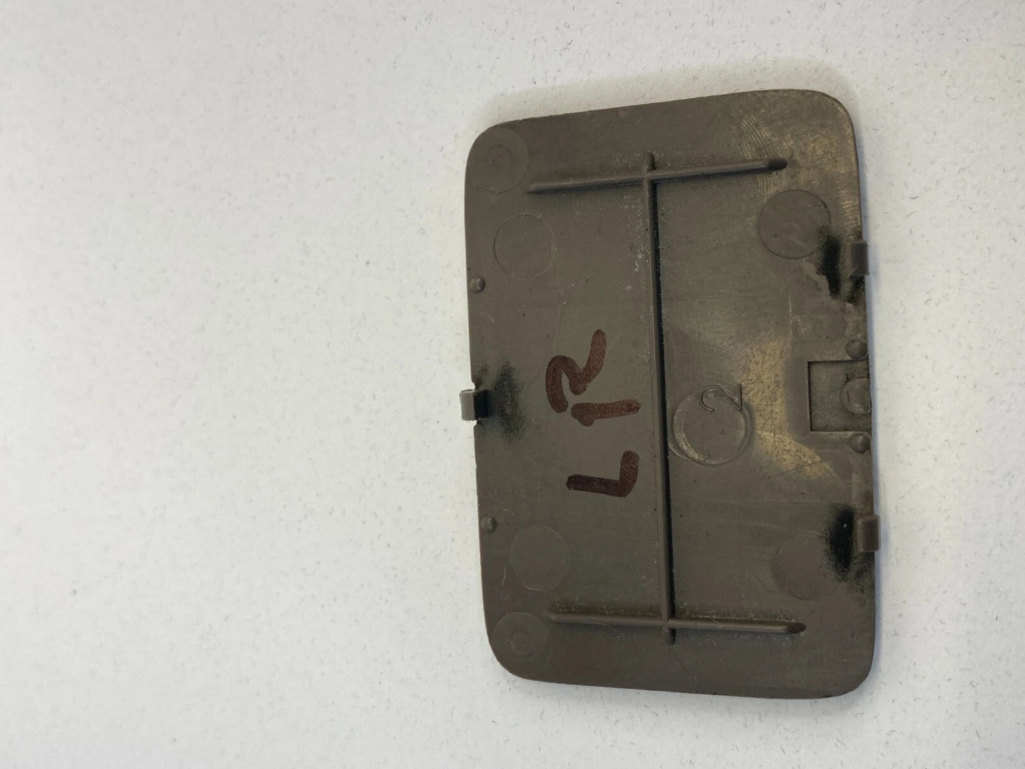 2001 2002 HONDA CIVIC SEDAN REAR LEFT INTERIOR DOOR HANDLE SCREW COVER CAP OEM