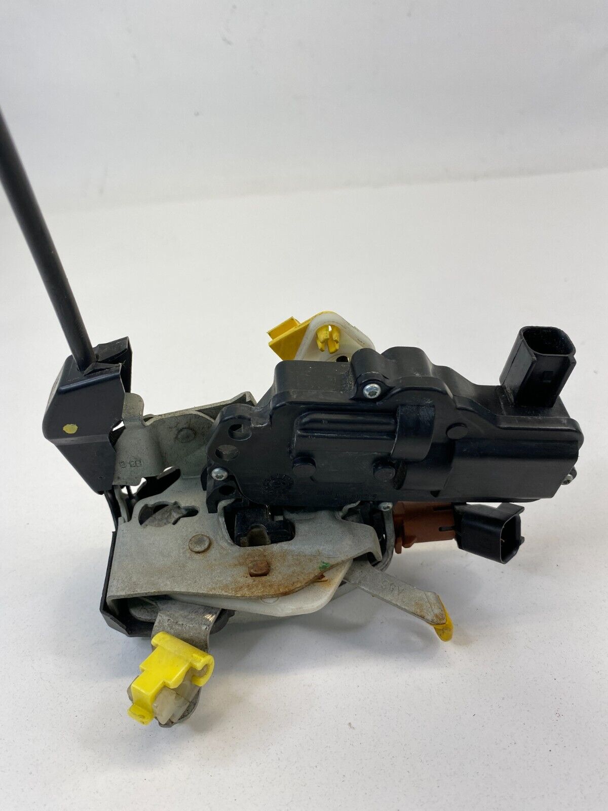 2005 2006 2007 Ford Freestyle Front Right Side Door Lock Latch Actuator OEM