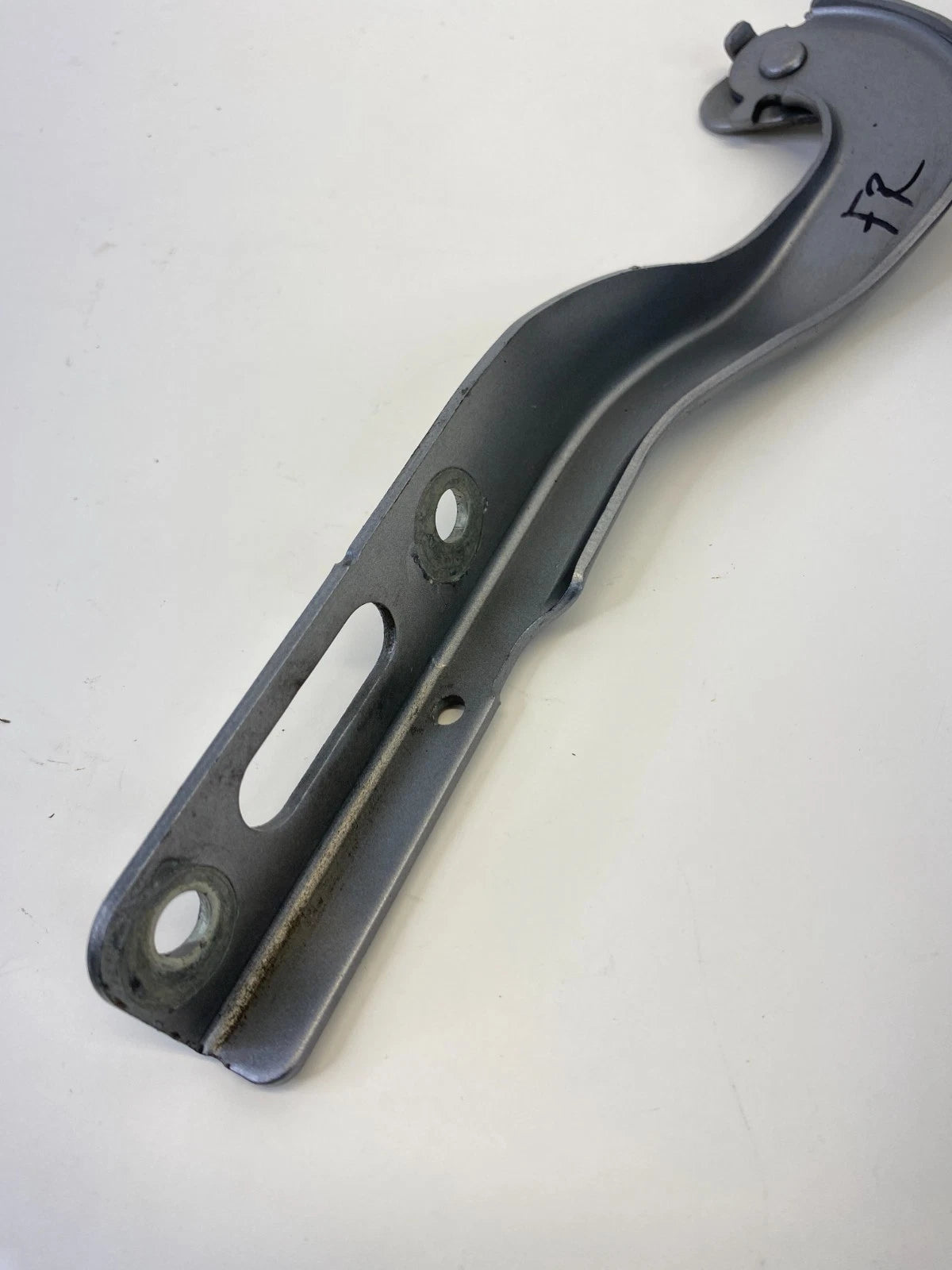 2007 2008 HONDA FIT SPORT FRONT RIGHT PASSENGER SIDE HOOD BONNET HINGE OEM