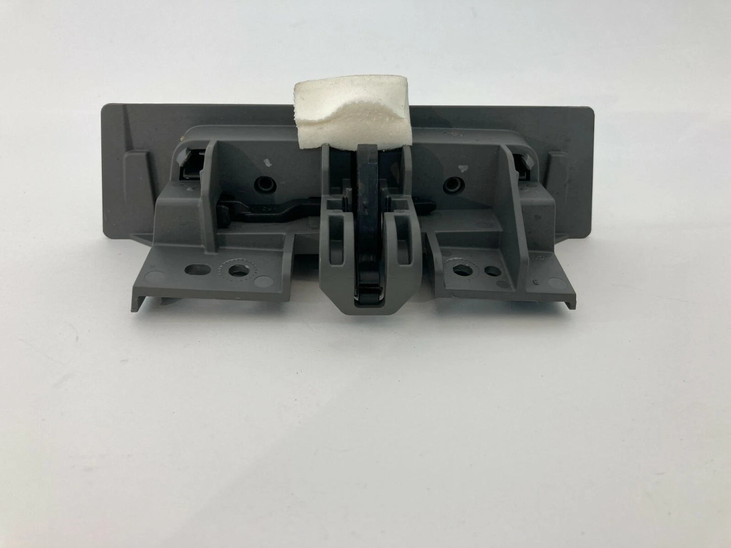 08 09 10 CHRYSLER TOWN & COUNTRY GRAND CARAVAN DASH STORAGE CUBBY RELEASE LATCH