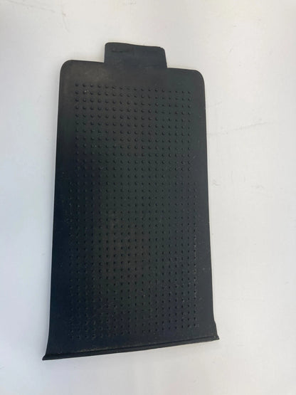 2003-2006 CHEVROLET AVALANCHE 1500 FRONT DASH CONSOLE STORAGE RUBBER MAT INSERT