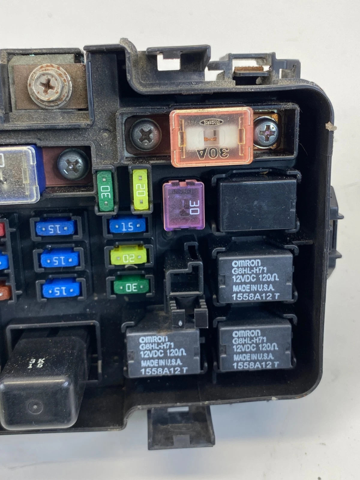 2007-2011 HONDA ELEMENT 2.4L UNDER HOOD ENGINE FUSE BOX RELAY BLOCK SCV-A0 OEM