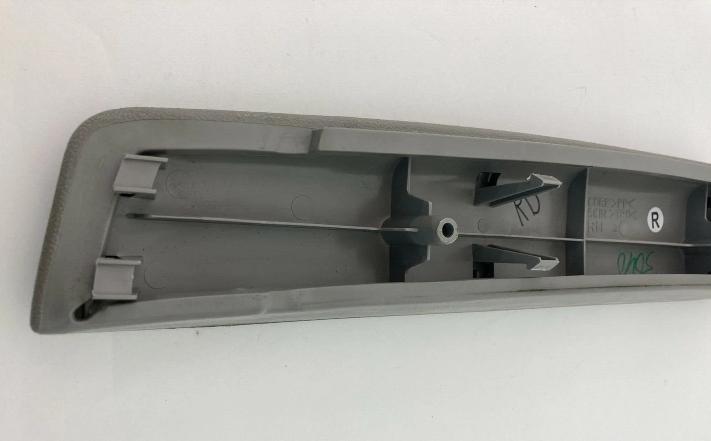 05-09 CHEVROLET EQUINOX FRONT RIGHT PASSENGER INTERIOR DOOR ARMREST ARM REST OEM
