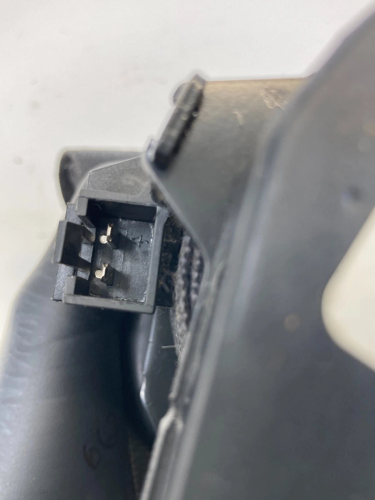 11-14 CHRYSLER 200 11-14 AVENGER FRONT LEFT SIDE SEAT BELT RETRACTOR 0X941DX9AE