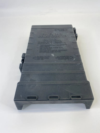 2006 2007 Chrysler Town & Country Engine Bay Mounted Fuse Box Cover 04692124AA