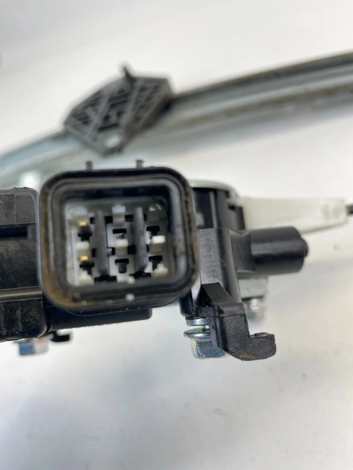 2009-2013 SUBARU FORESTER REAR LEFT DRIVER POWER WINDOW MOTOR W/ REGULATOR OEM