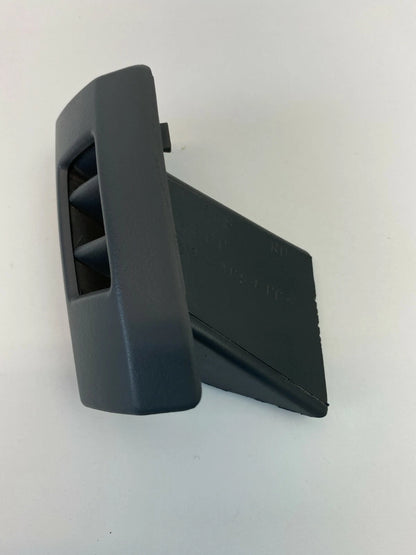 2002-2007 BUICK RENDEZVOUS RIGHT DASH AC AIR VENT DEFROST GRILLE OUTLET VF9228
