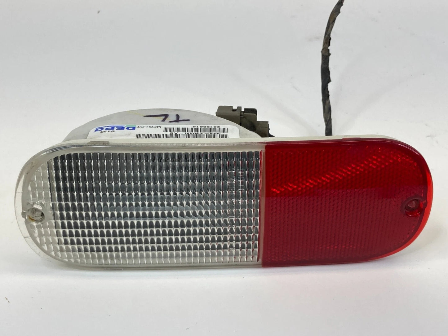 01-05 CHRYSLER PT CRUISER REAR LEFT DRIVER SIDE BACKUP LIGHT LAMP 333-1301N-AC