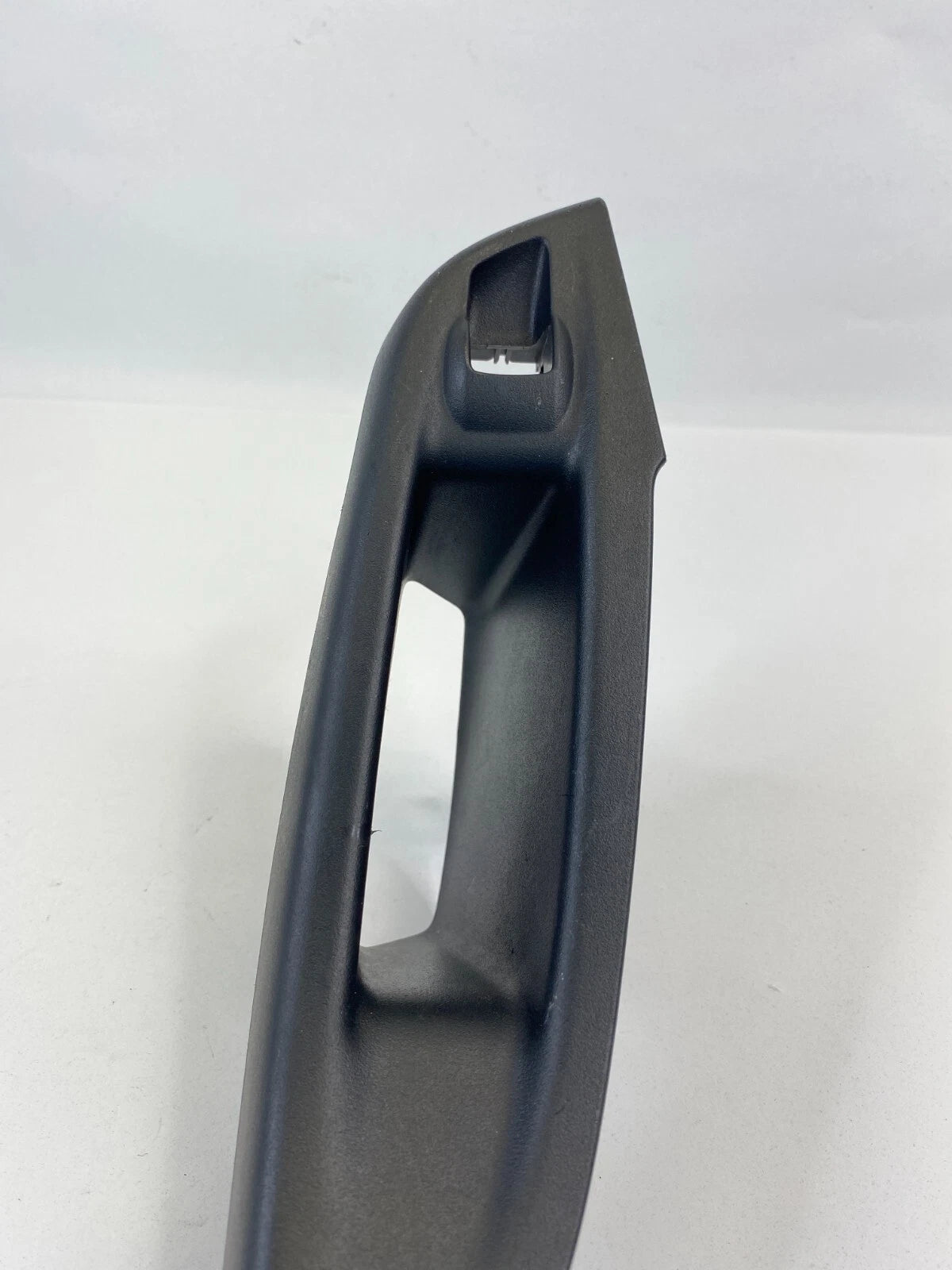 2012-2018 FORD FOCUS REAR RIGHT DOOR POWER WINDOW SWITCH BEZEL ASSEMBLY OEM