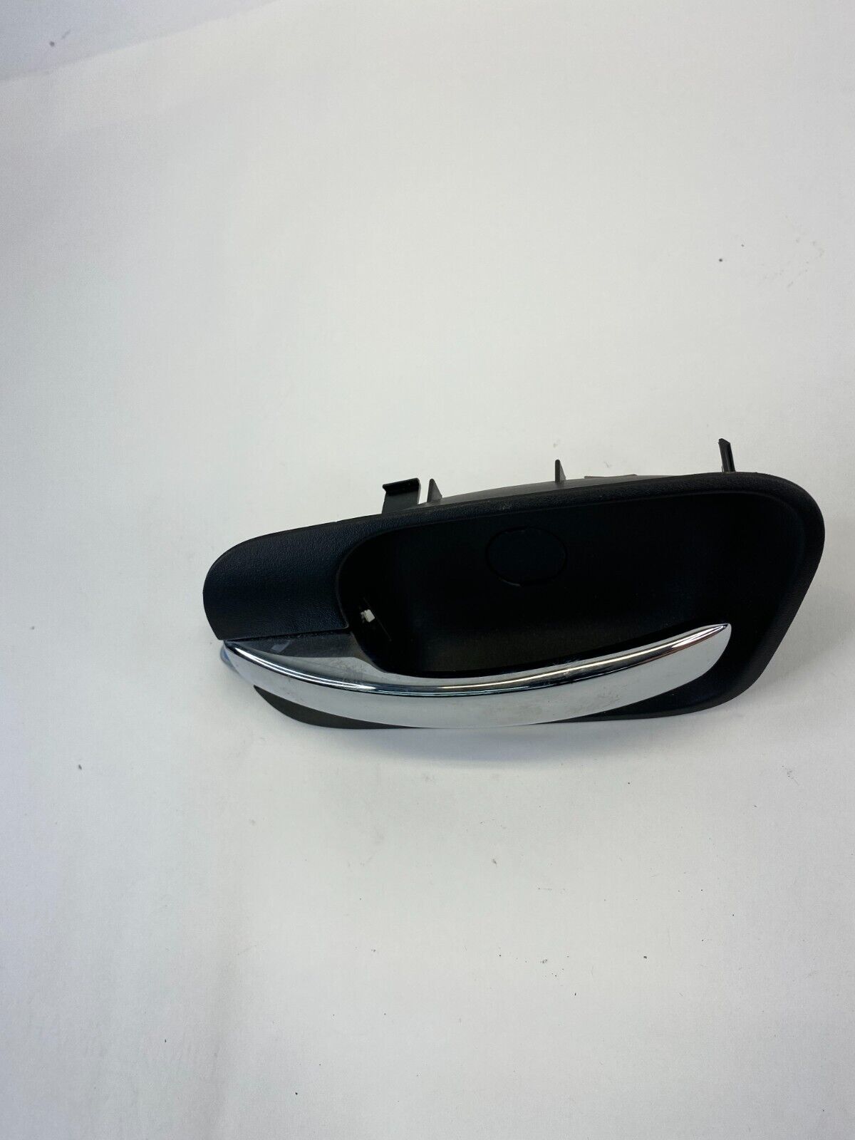 2005-2007 Chrysler 300 Rear Left Back Side Door Inner Door Handle 1070391 OEM