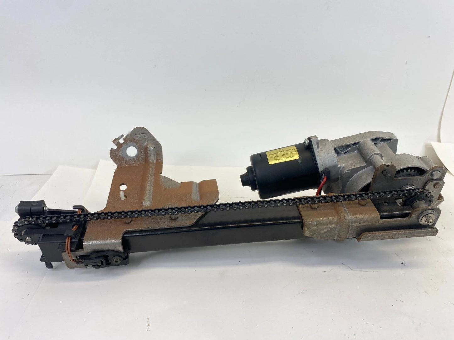 08-13 Chrysler Town & Country Rear Power Liftgate Pull Down Motor 04894596AB OEM