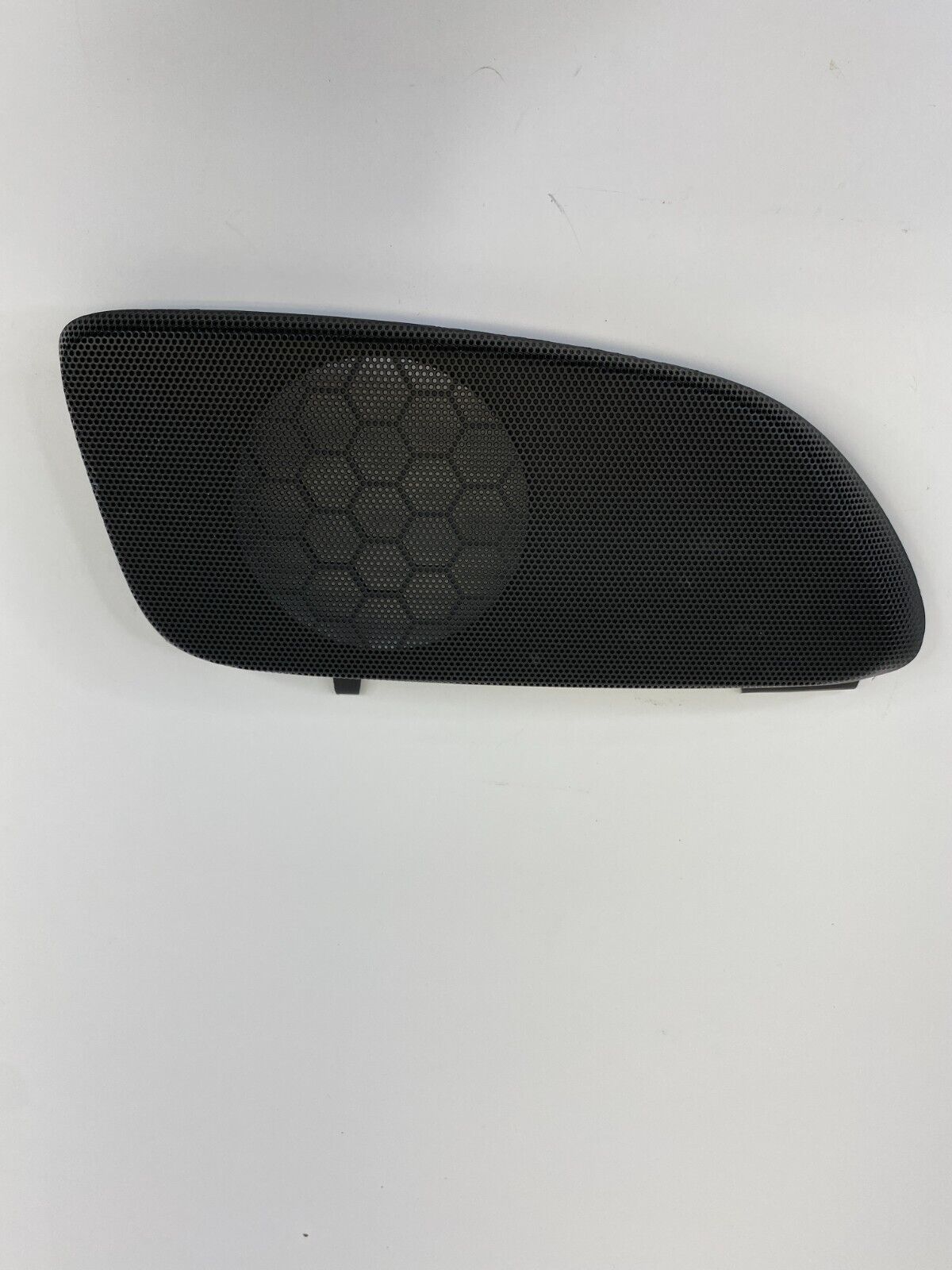 07-16 GMC Acadia Rear Left Quarter Panel Speaker Grille Cover 307-05-263C OEM