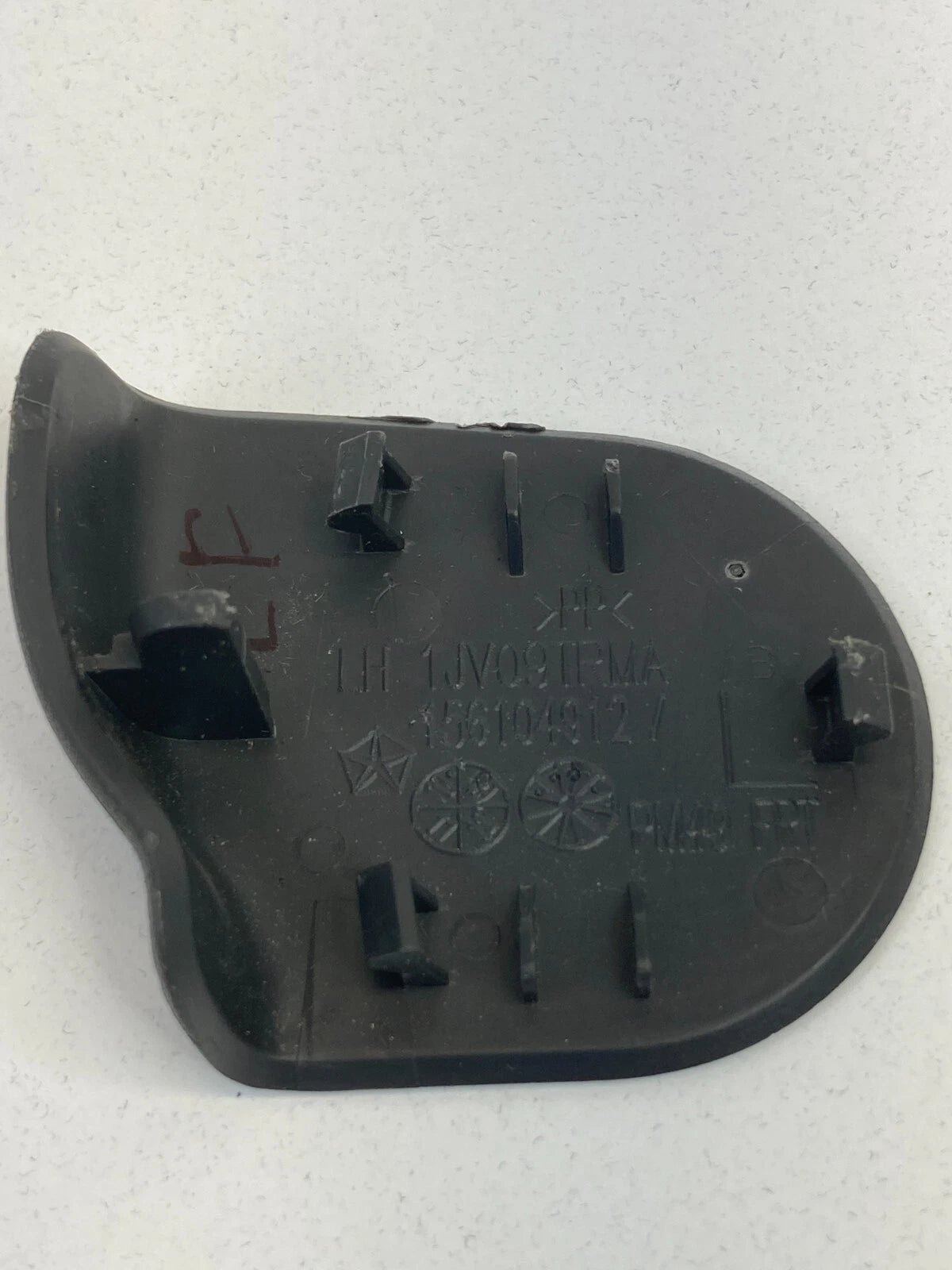 2010 2011 DODGE CALIBER FRONT LEFT DRIVER SIDE INNER DOOR SCREW CAP COVER TRIM