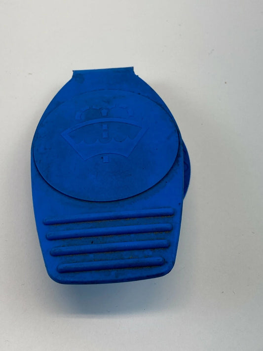 1996-2005 AUDI A4 A4 QUATTRO WINDSHIELD WASHER FLUID RESERVOIR CAP 8D0-955-455