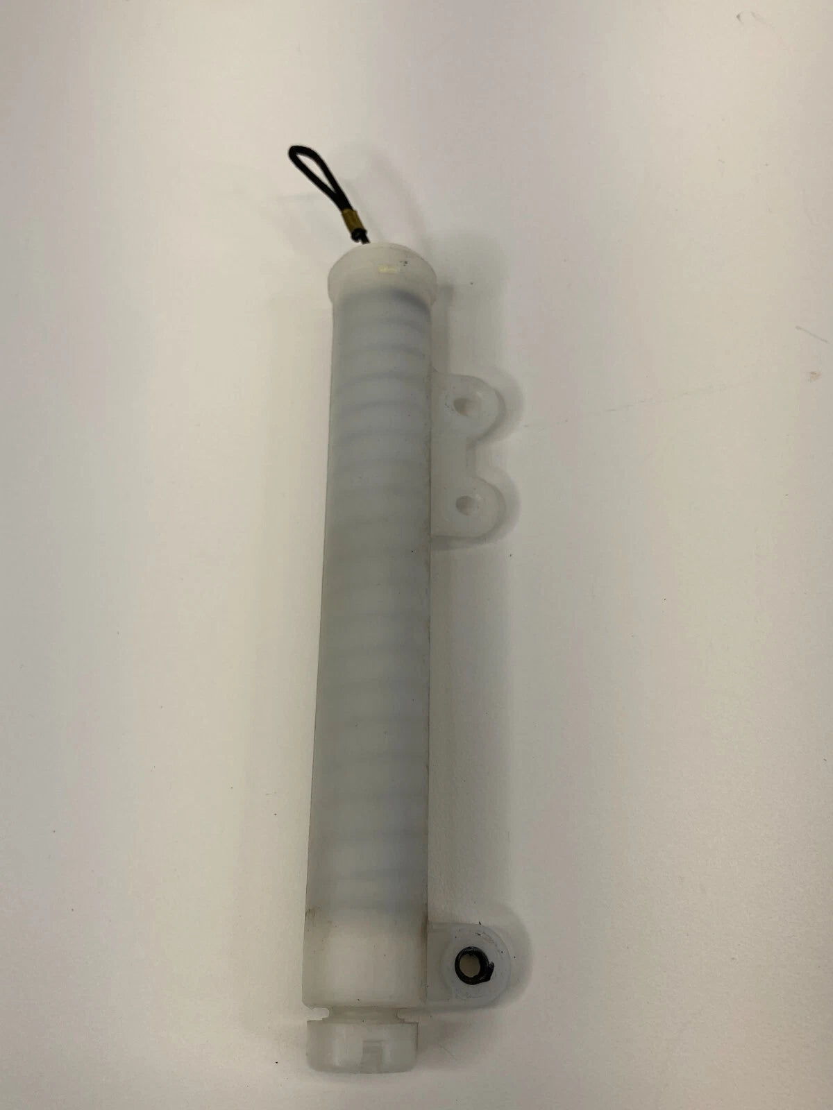 14 15 CHEVROLET MALIBU GLOVE BOX COMPARTMENT DOOR STOPPER CHECK STRAP SUPPORT
