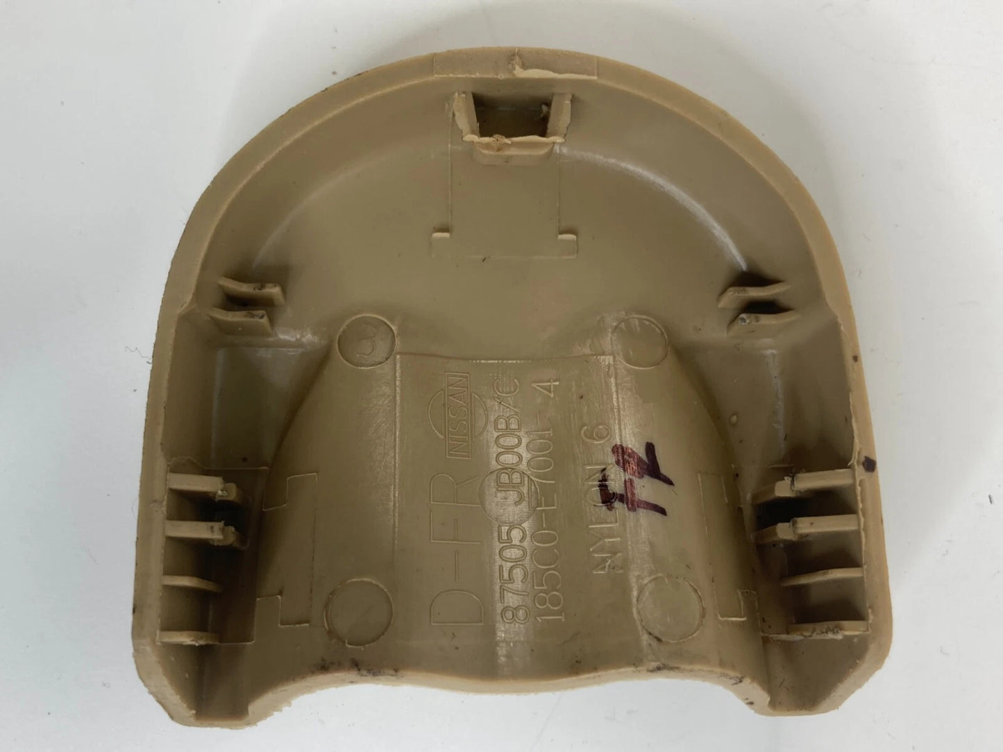 2009-2014 NISSAN MAXIMA FRONT RIGHT SEAT TRACK END COVER TRIM BEZEL 87505-JB00B