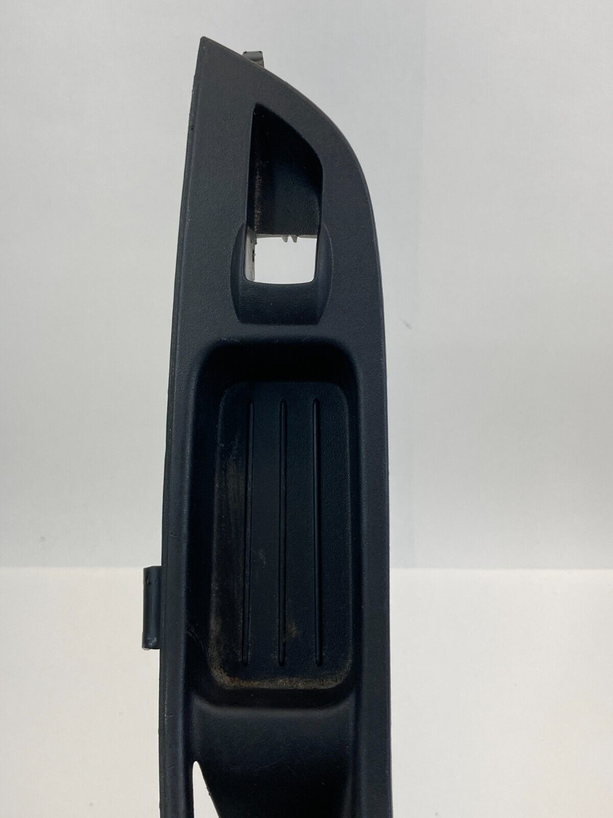 2012-2018 Ford Focus Sedan Front Right Passenger Side Window Switch Cover Trim