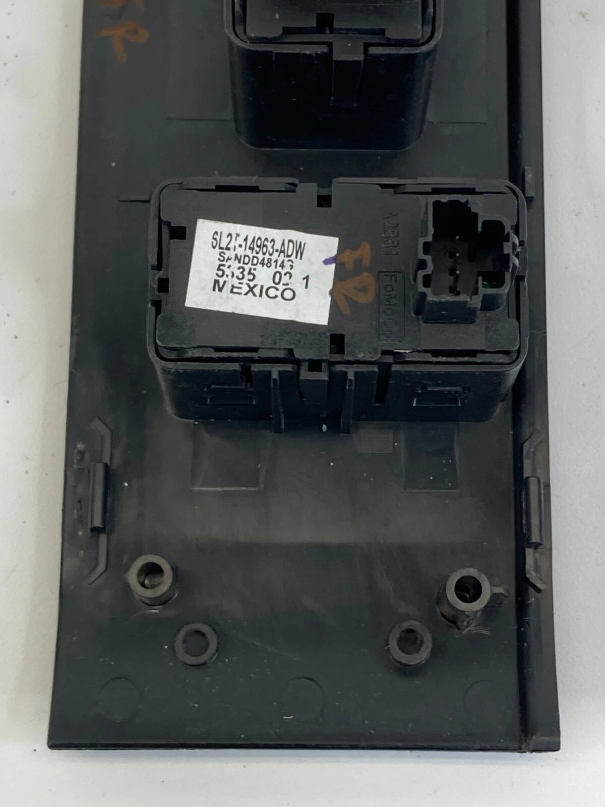 2006-2010 FORD EXPLORER FRONT RIGHT POWER WINDOW SWITCH W/ BEZEL OEM 6L2T14A563C