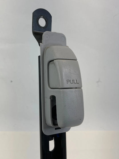 04-09 MAZDA3 MAZDA 3 FRONT LEFT DRIVER SIDE SEAT BELT HEIGHT ADJUSTER ASSEMBLY