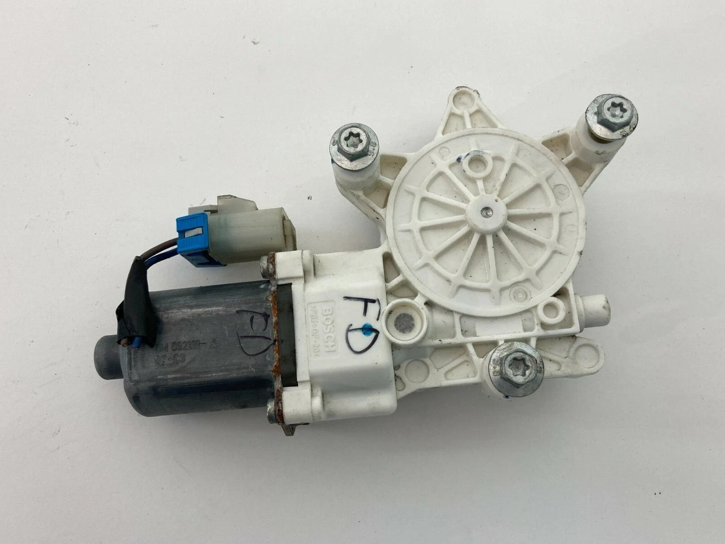 2006-2013 CHEVROLET IMPALA FRONT LEFT DRIVER SIDE WINDOW MOTOR FR LH 0130822260