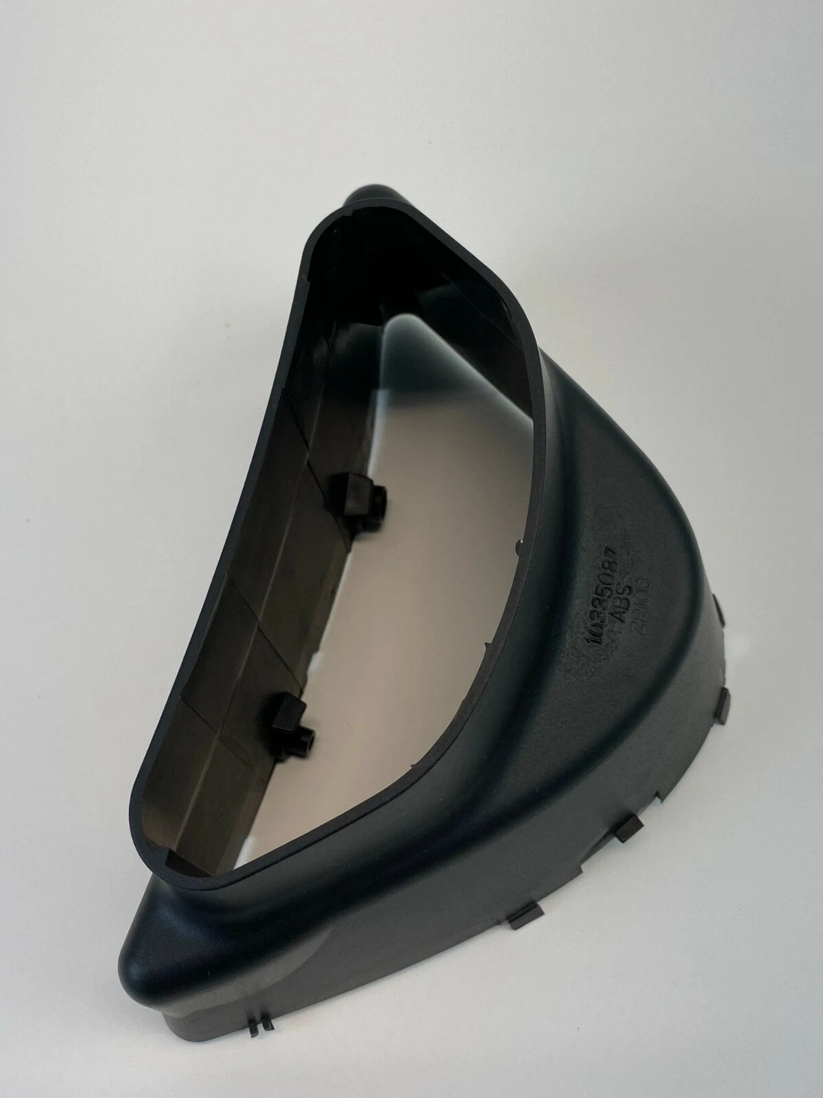 04 05 06 07 BUICK RENDEZVOUS CENTER DASH A/C AIR VENT DUCT DEFLECTOR BEZEL COVER