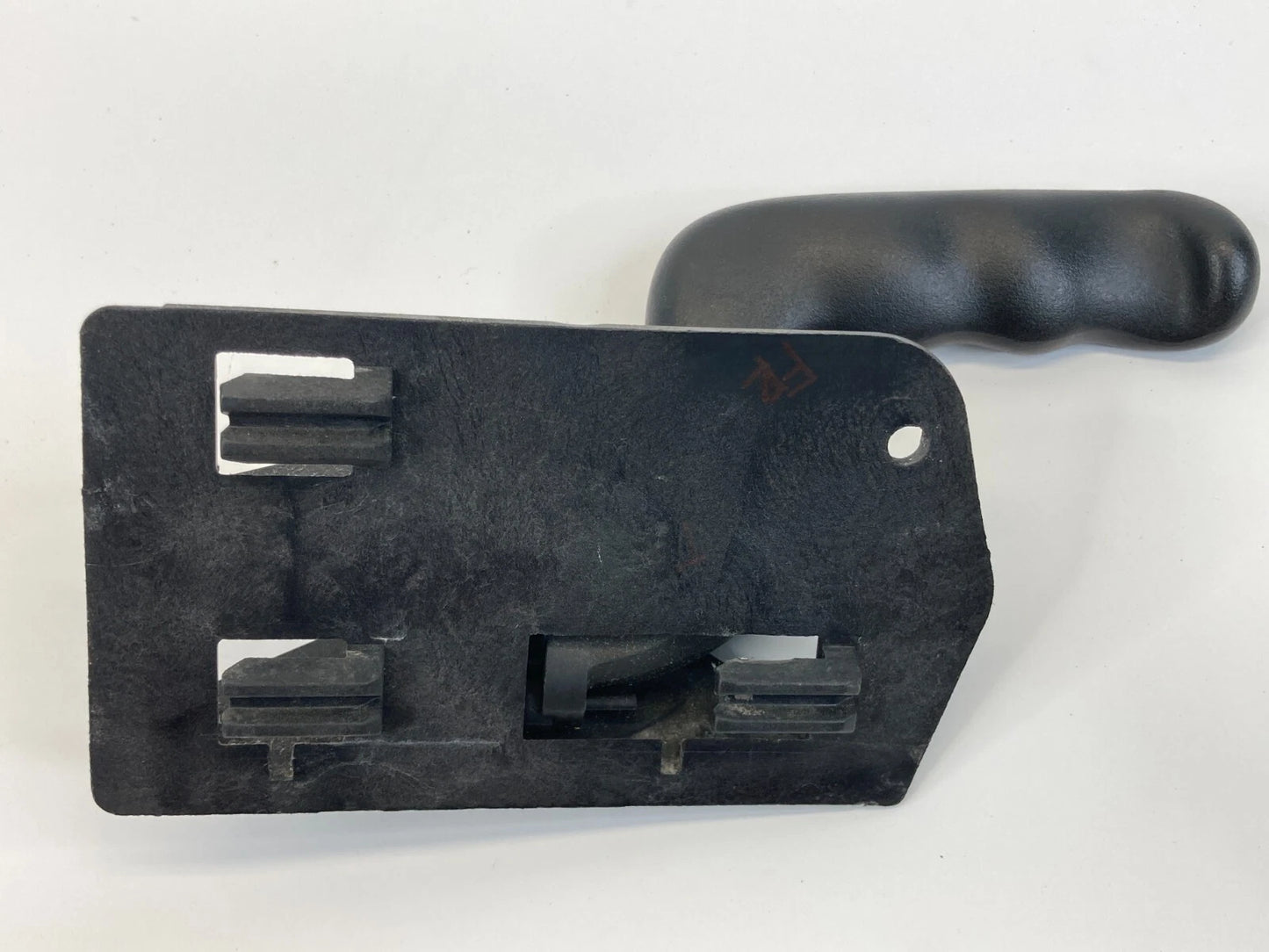 2000-2006 CHEVROLET TAHOE FRONT RIGHT SIDE INTERIOR DOOR HANDLE 15186043 OEM
