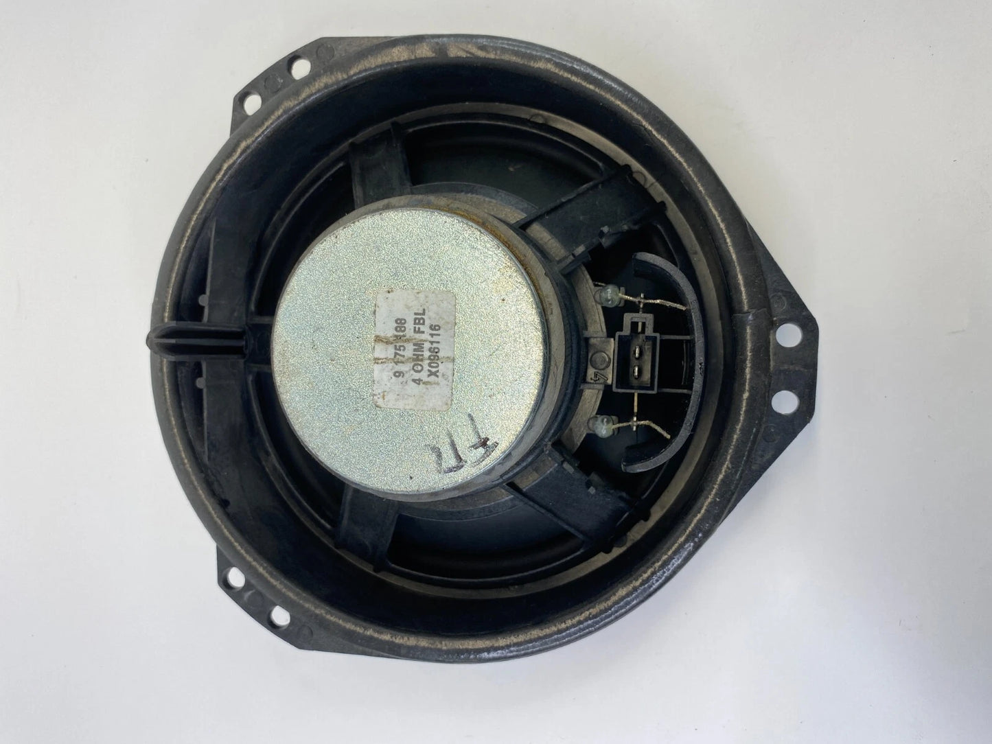 2002-2007 SATURN VUE FRONT RIGHT PASSENGER SIDE DOOR AUDIO SPEAKER 9175188 OEM