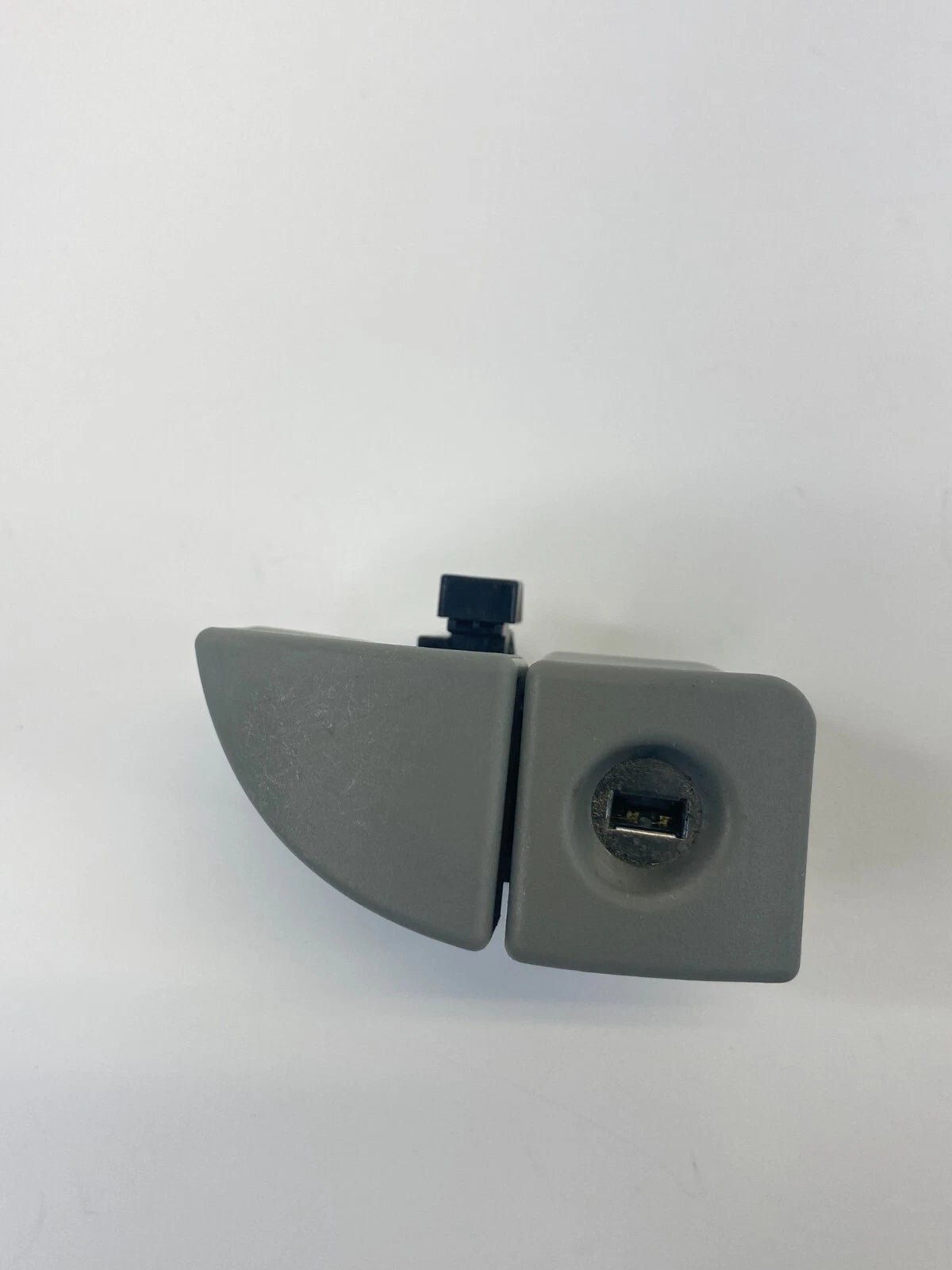 2006 2007 2008 LEXUS IS250 IS350 SEDAN GLOVE BOX LATCH HANDLE LOCK ASSEMBLY OEM