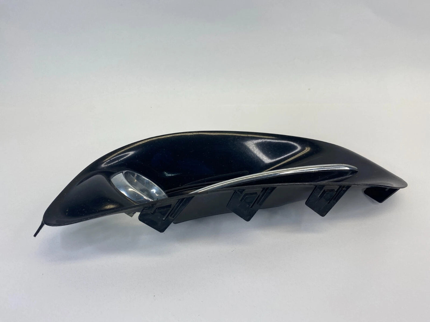 2013-2015 DODGE DART FRONT RIGHT PASSENGER FOG LIGHT LAMP BEZEL COVER 68081498AA