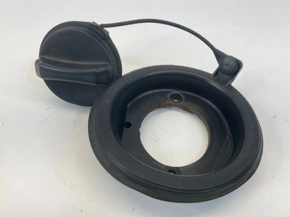 2005-2007 MERCURY MARINER FORD ESCAPE FUEL TANK FILLER GAS CAP COVER ASSY OEM