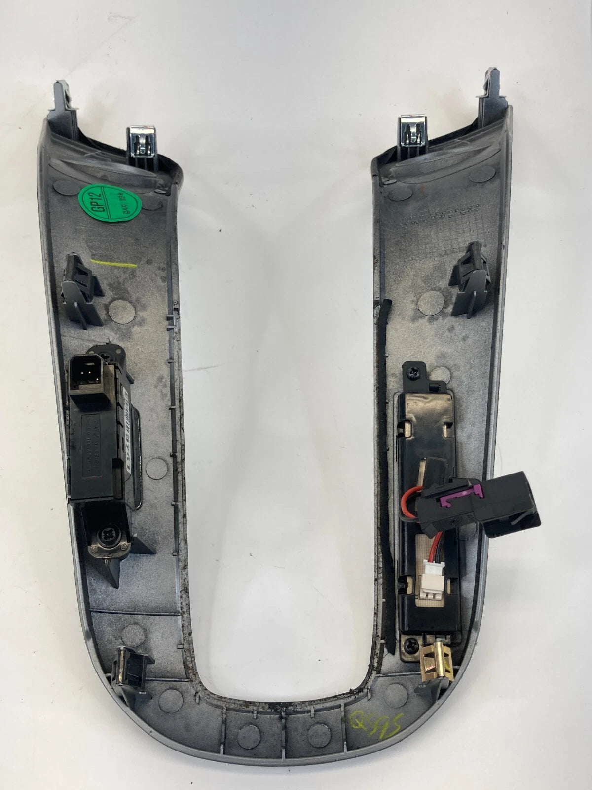 2011-2016 CHEVROLET CRUZE A/T CENTER CONSOLE SHIFTER TRIM BEZEL PANEL OEM