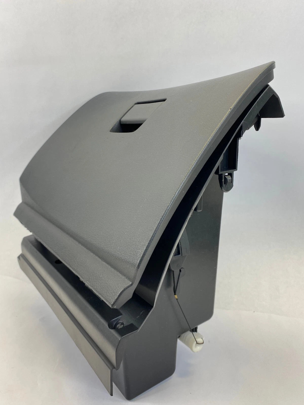 2013-2019 NISSAN SENTRA GLOVE BOX STORAGE COMPARTMENT DOOR ASSEMBLY OEM