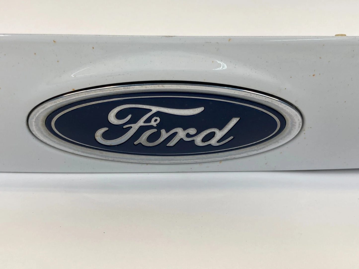 14-19 FORD FIESTA SEDAN REAR TRUNK LID LICENSE PLATE MOLDING EMBLEM D2BBF43404BD