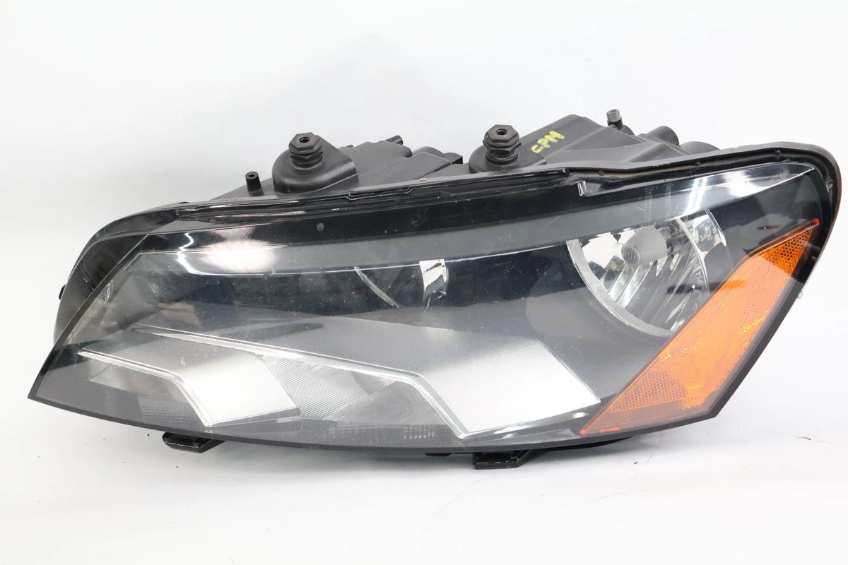 2012-2015 VOLKSWAGEN PASSAT FRONT LEFT SIDE HALOGEN HEADLIGHT LAMP 561-941-005-D
