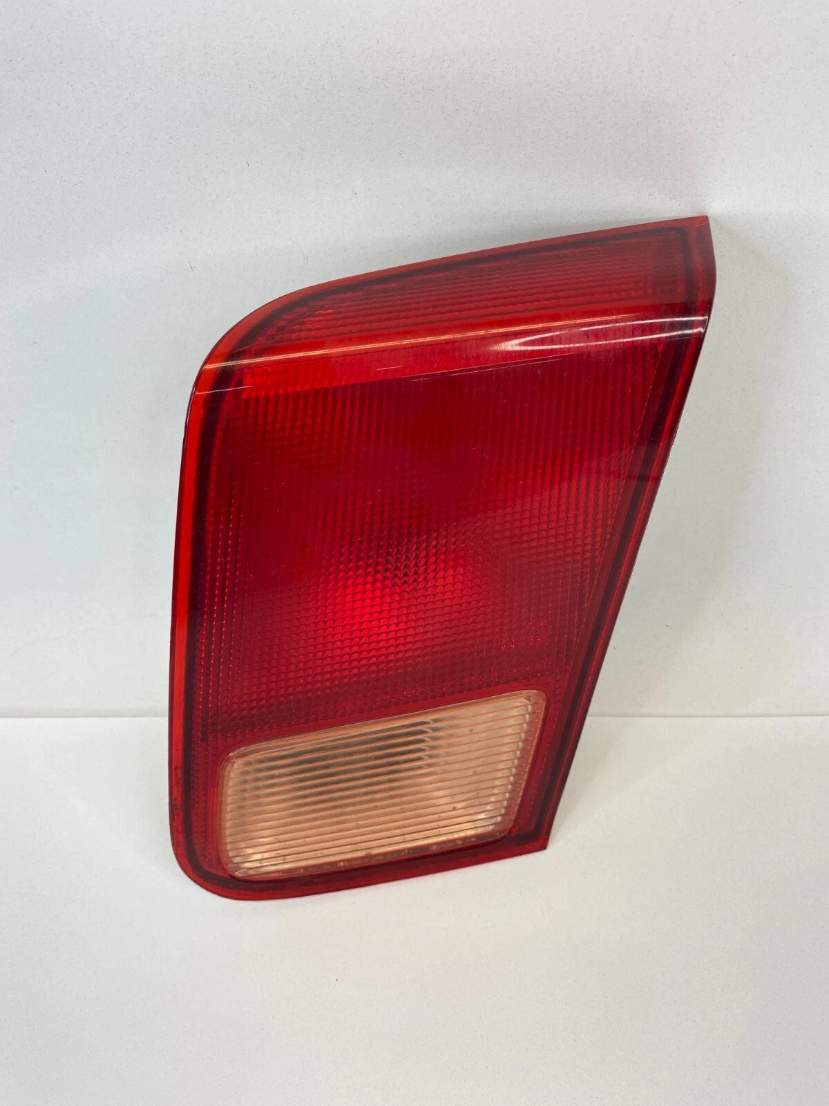 2001-2002 HONDA CIVIC REAR RIGHT PASSENGER SIDE INNER TRUNK LID TAIL LIGHT OEM
