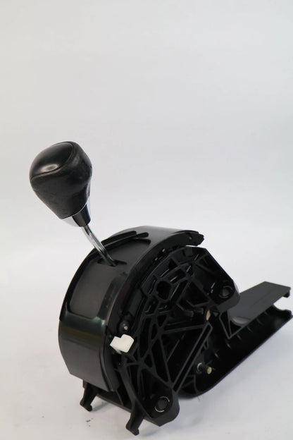 11-14 TOYOTA SIENNA AUTOMATIC TRANSMISSION GEAR SHIFT SHIFTER SELECTOR LEVER OEM