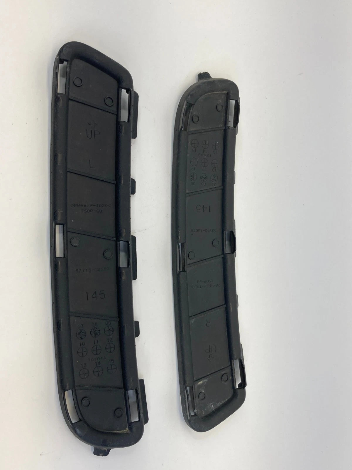 2008 2009 2010 SCION XB FRONT LEFT & RIGHT BUMPER COVER MOLDING PAIR SET OEM