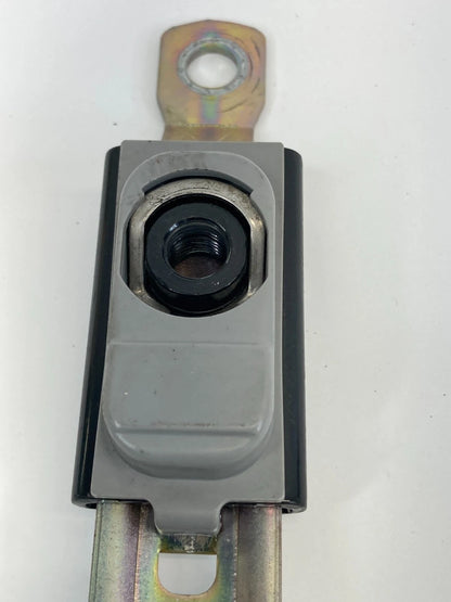 03 04 MITSUBISHI MONTERO SPORT FRONT RIGHT SEAT BELT HEIGHT ADJUSTER BRACKET OEM